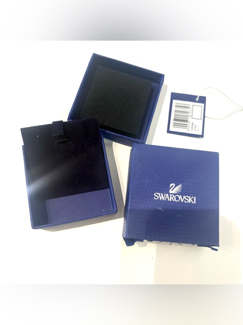 SWAROVSKI Authentic Jewelry Gift Box